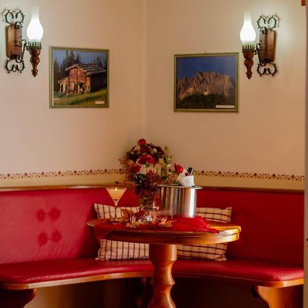 Hotel Tirol Treze Tílias Buitenkant foto