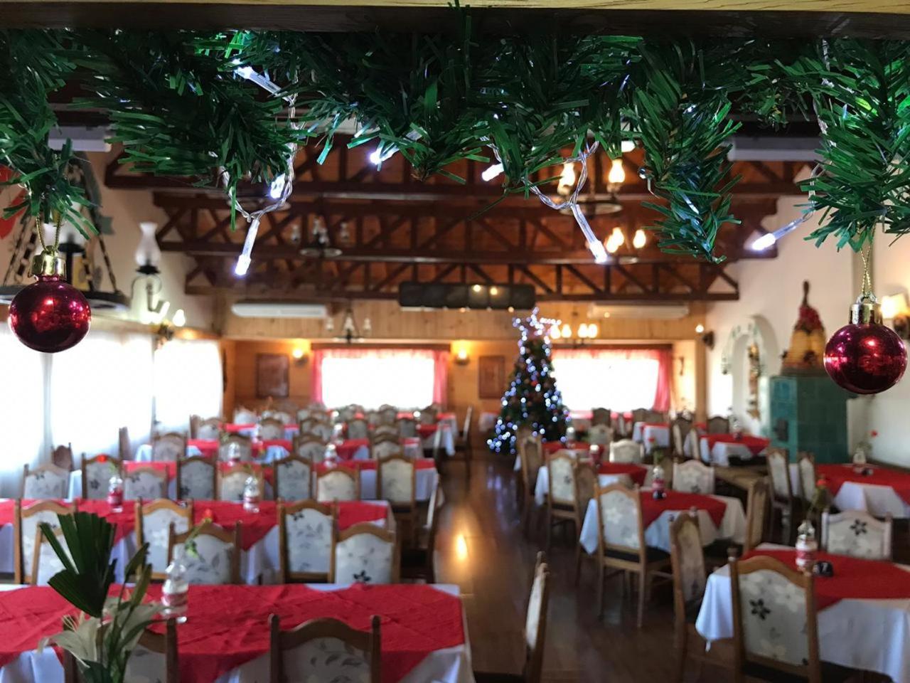 Hotel Tirol Treze Tílias Buitenkant foto